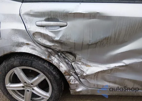 2013 Subaru Impreza 2.0I Premium z USA, uszkodzony, nr VIN JF1GPAC6XD2894752